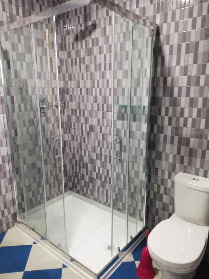 Bed&Shower Moscavide -Self Check-In Bagian luar foto